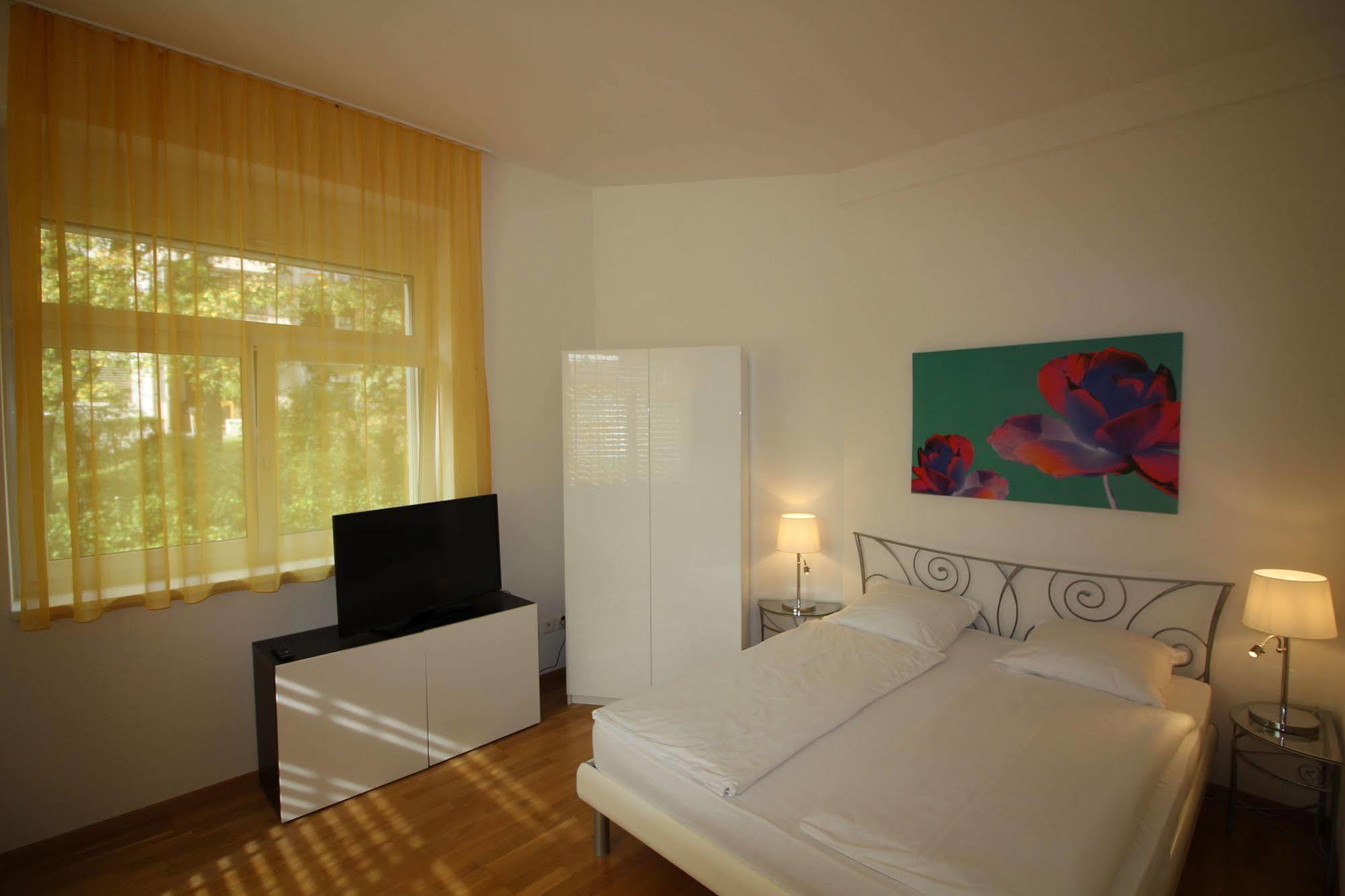 Swiss Star Oerlikon Inn Curych Exteriér fotografie